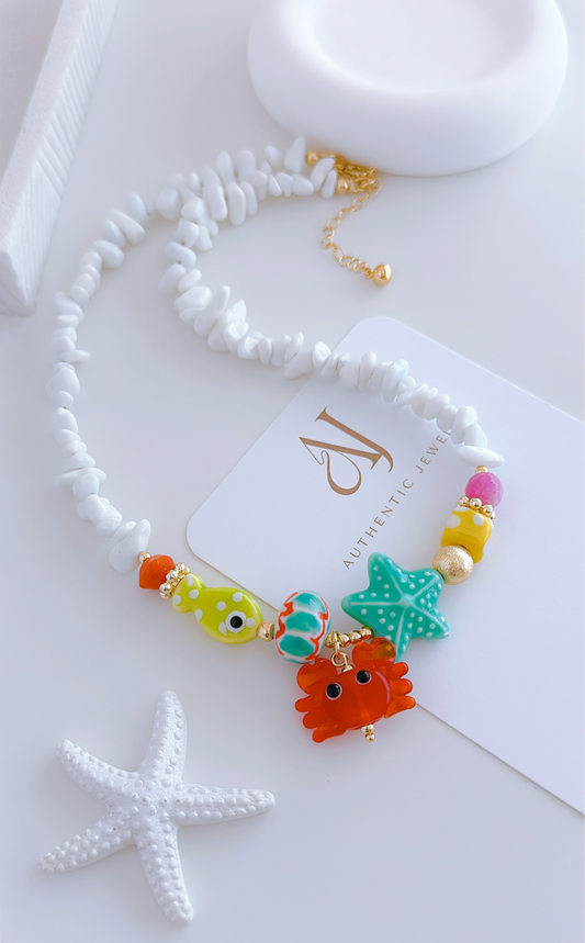 Tropi-Crab Necklaces 🦀