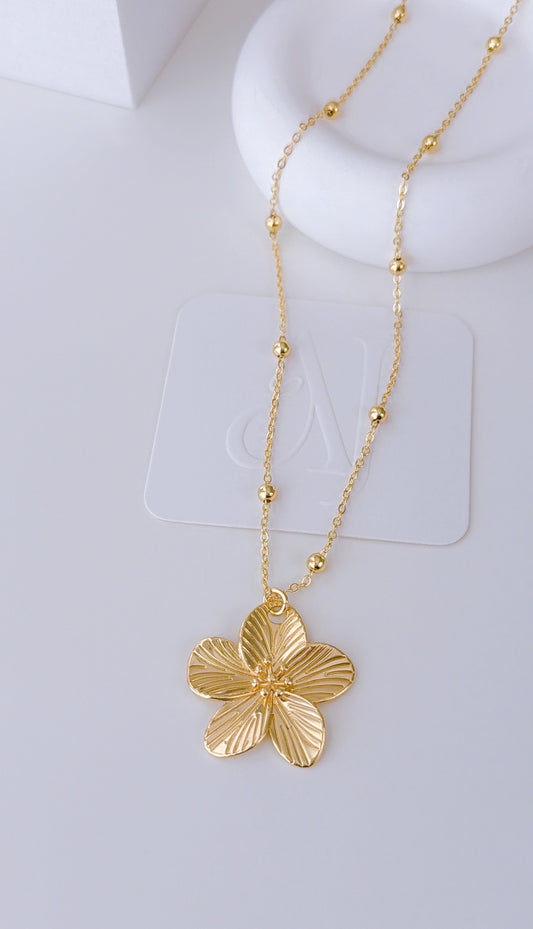 Marefloré Necklaces