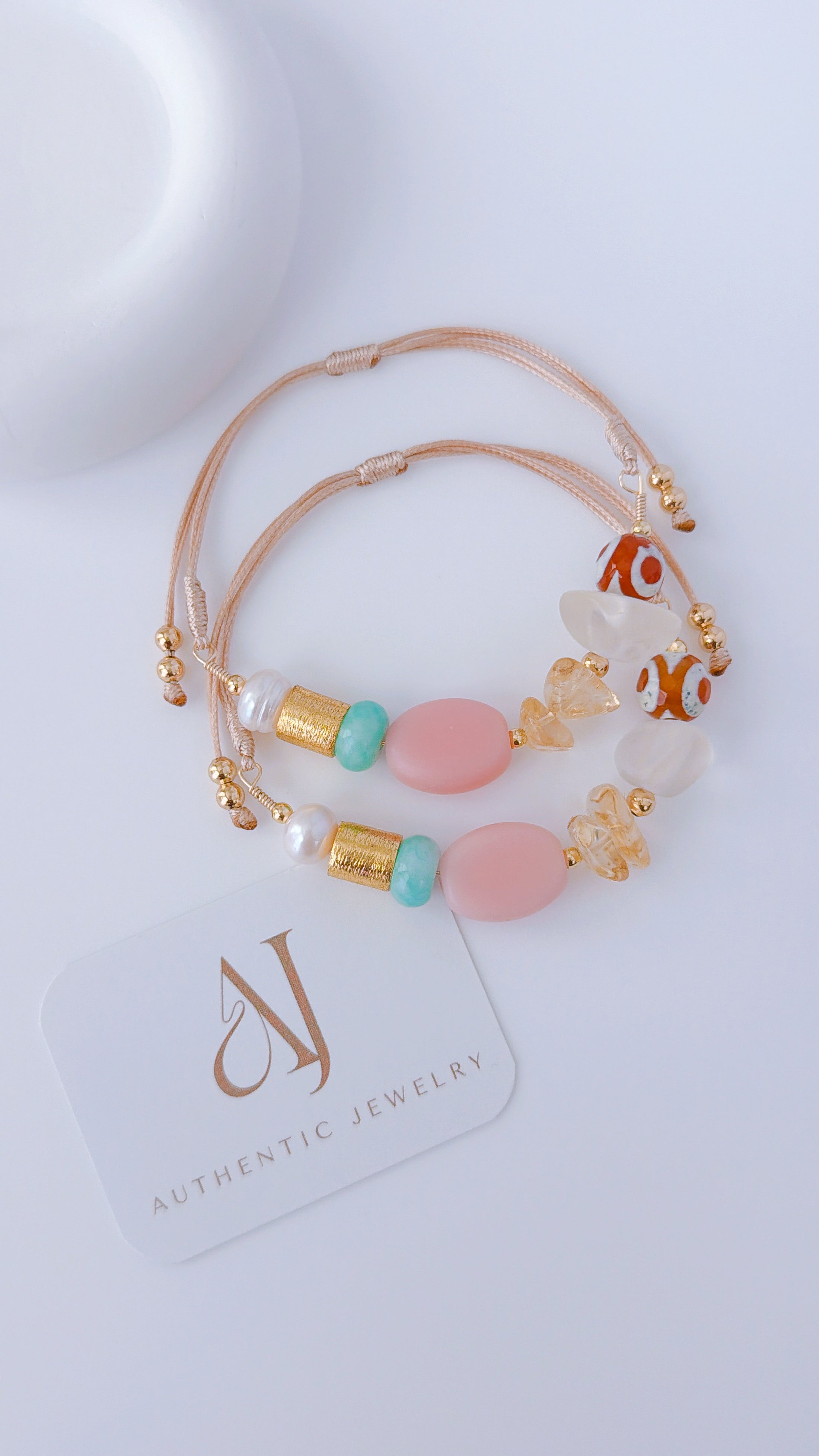 Brisavéa Bracelets