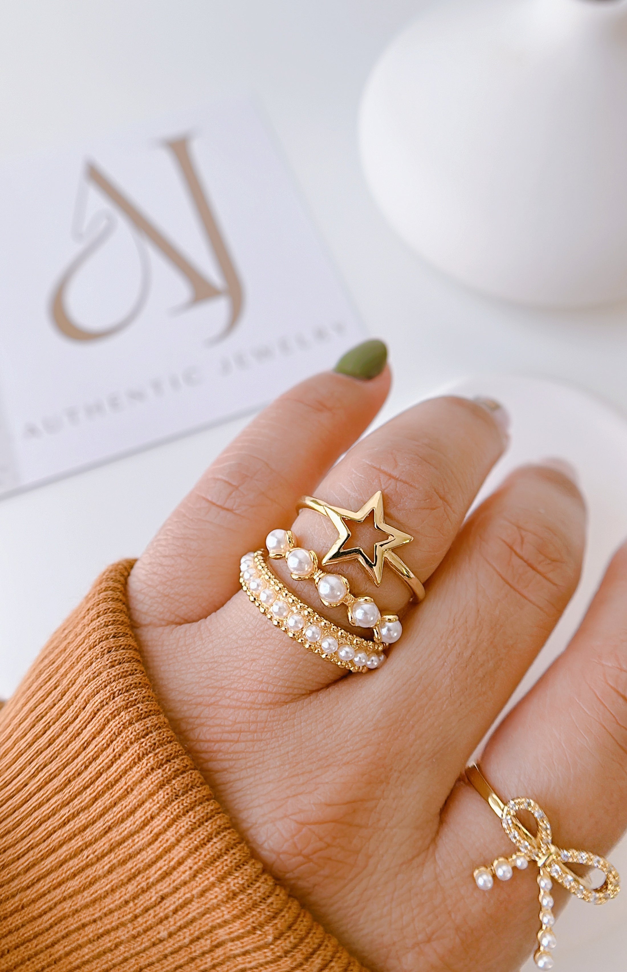 Perla Rings