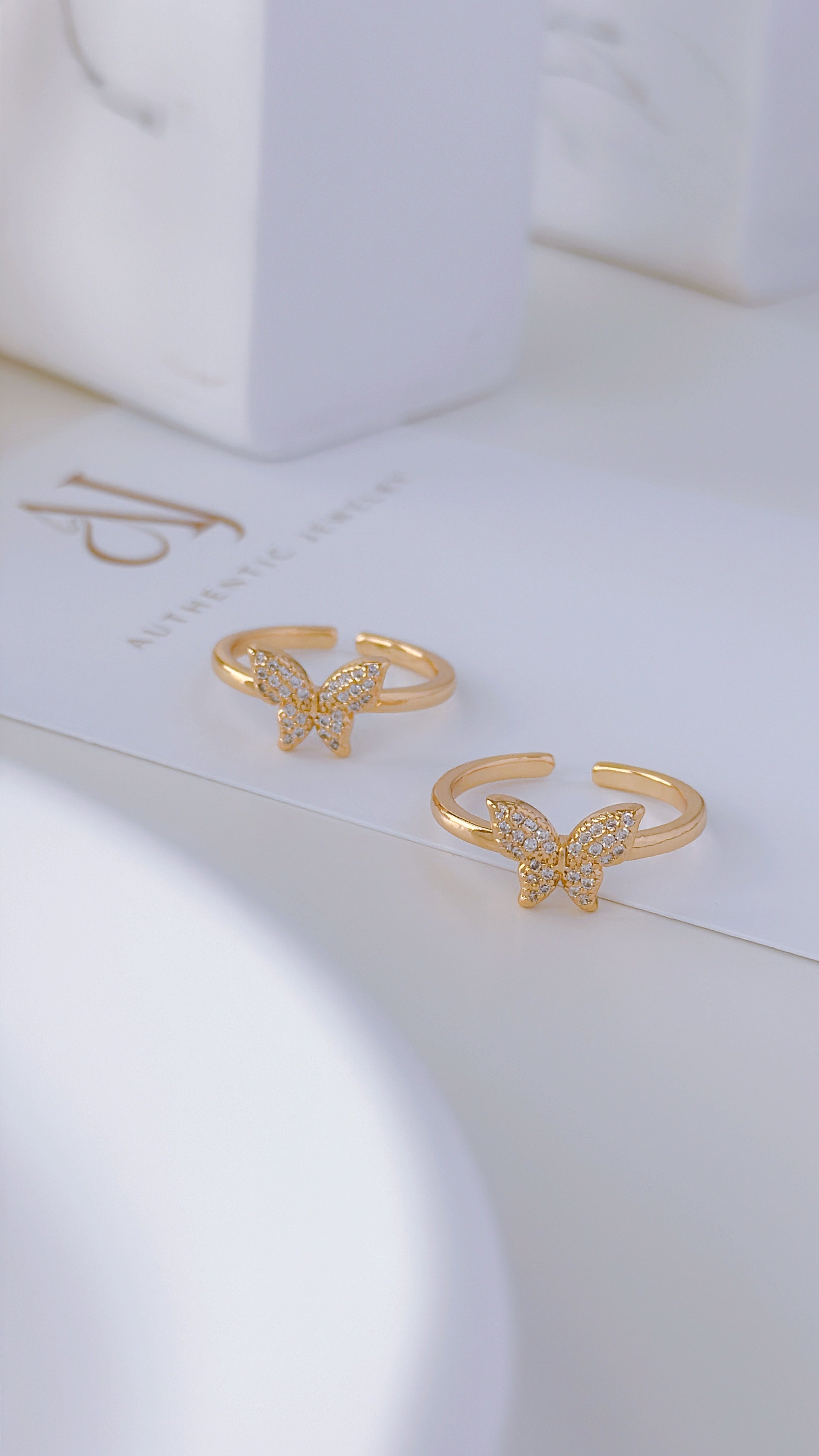 Simple Butterfly Rings