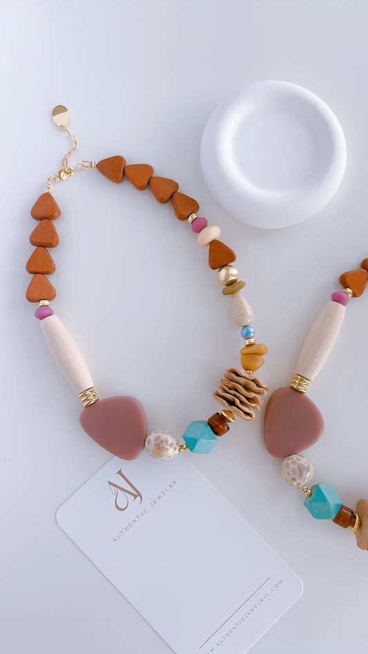 Maeva Necklaces