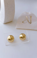 Load image into Gallery viewer, Elaisa Earrings
