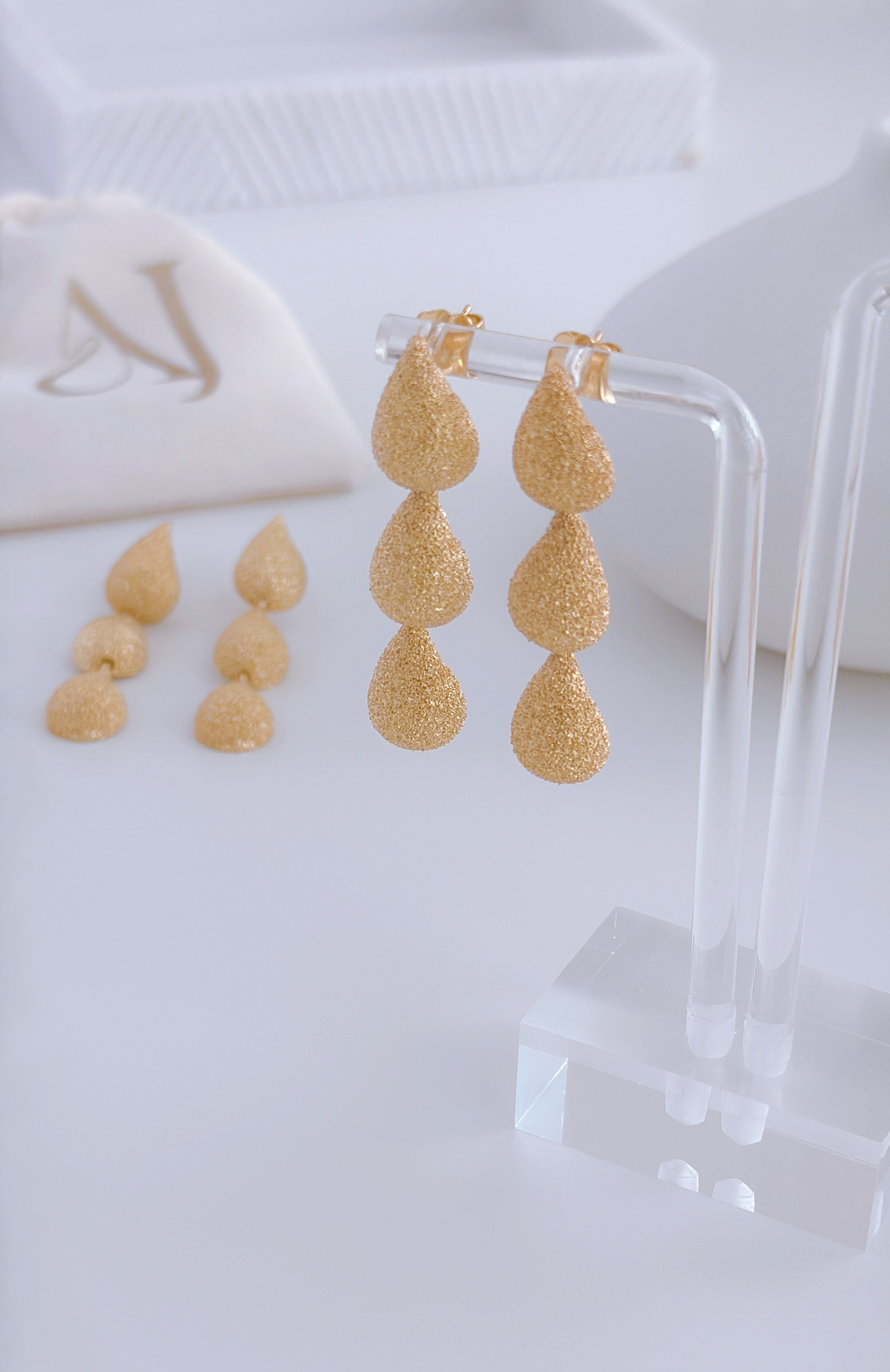 Diora Earrings