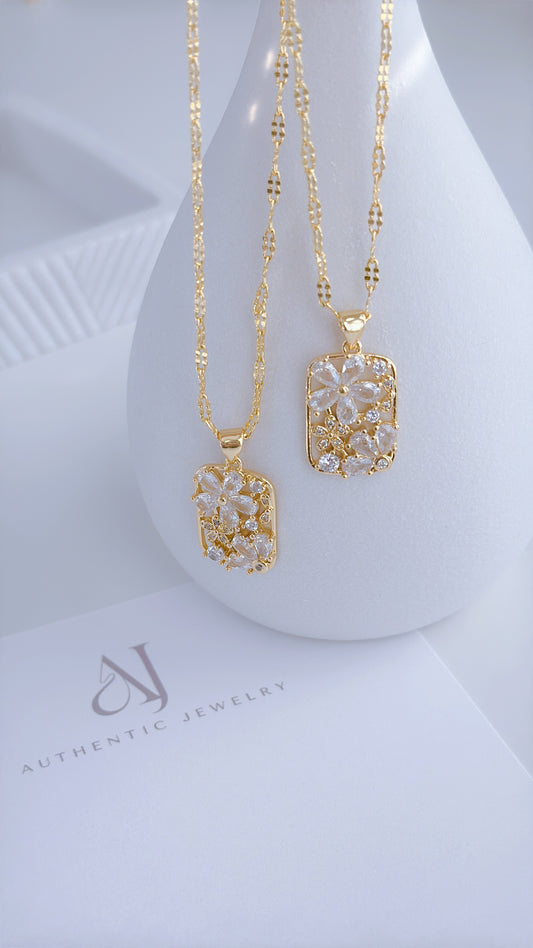 Daisy Cristal Necklaces