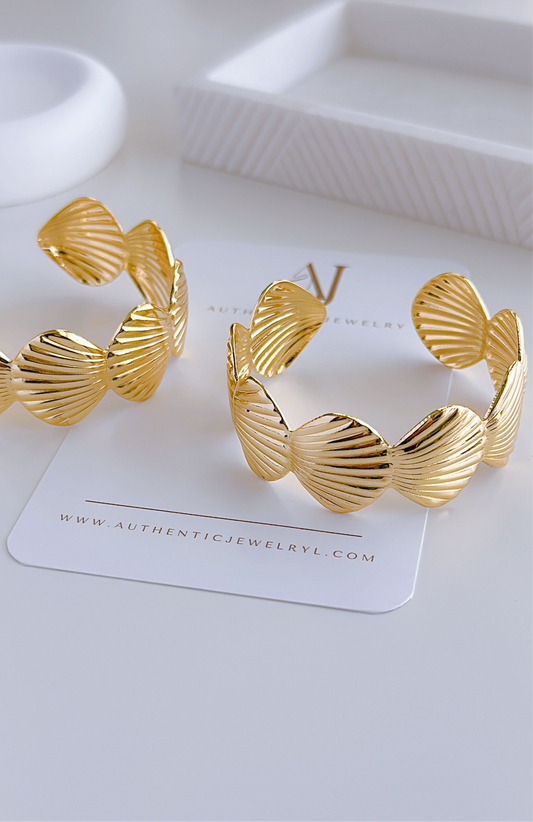 Concha Bangles