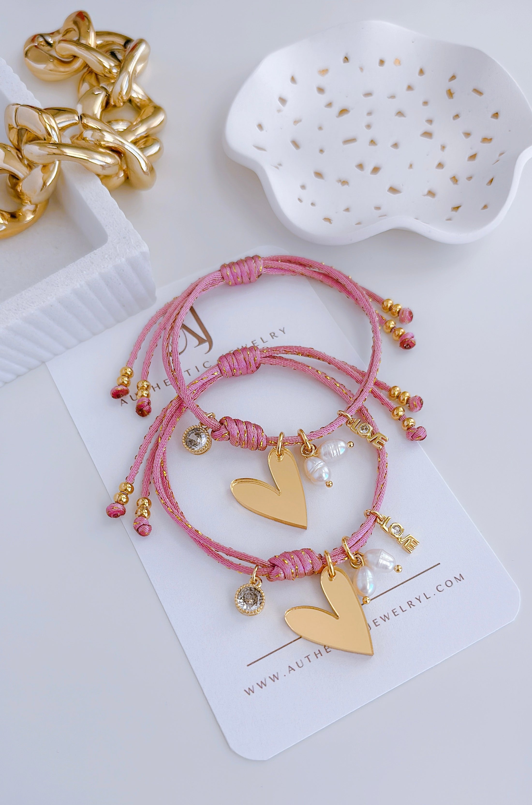 Víctoria Heart Bracelets