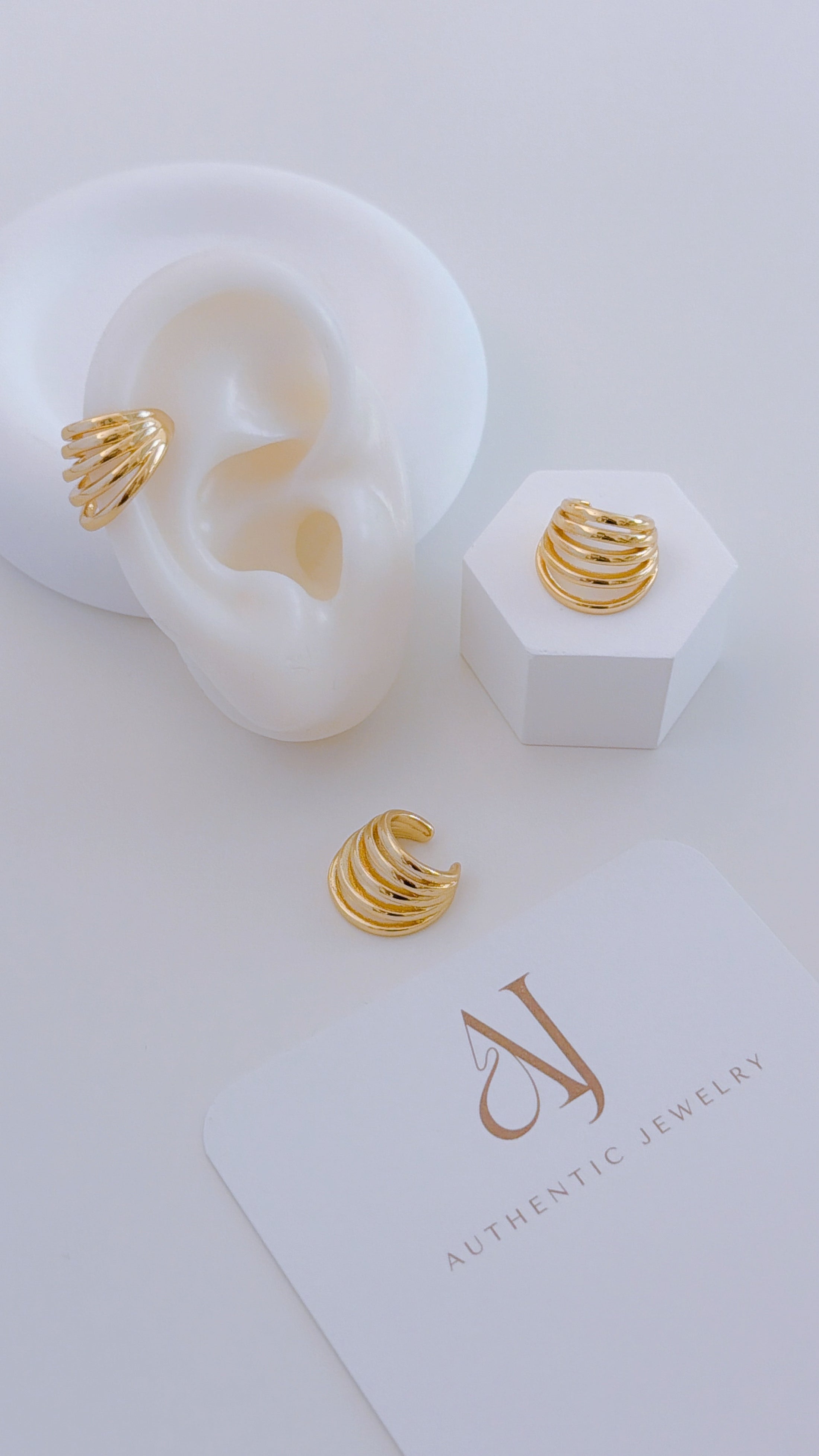 Rox Ear Cuff