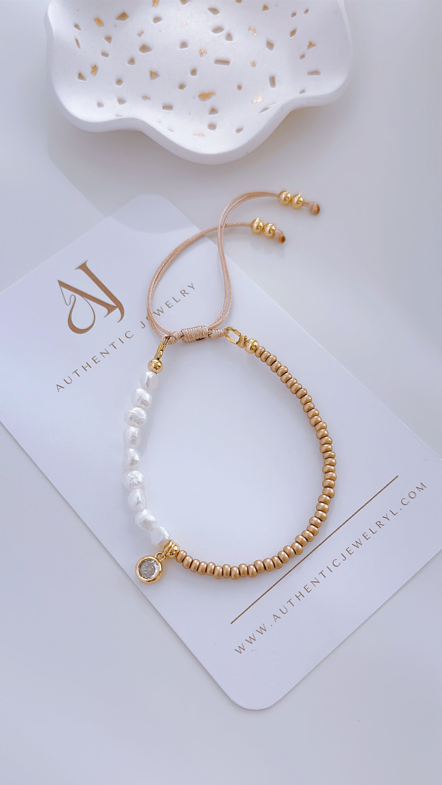 Emeris Pearls Bracelets