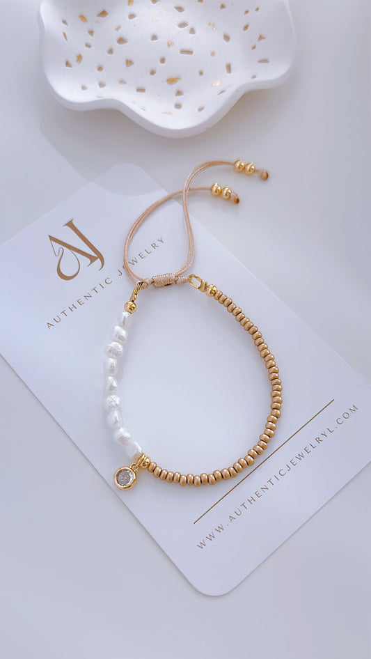 Emeris Pearls Bracelets