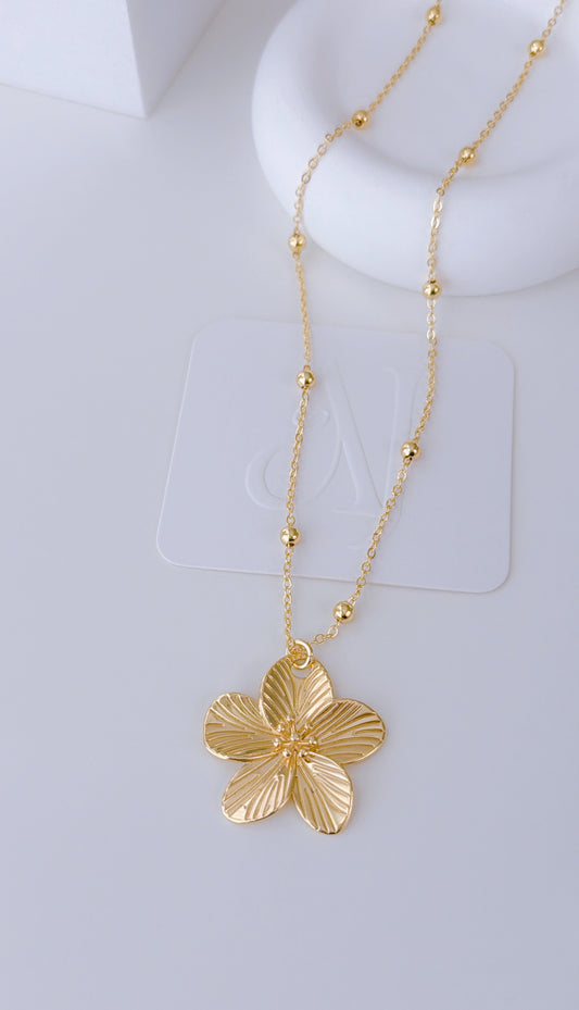 Marefloré Necklaces